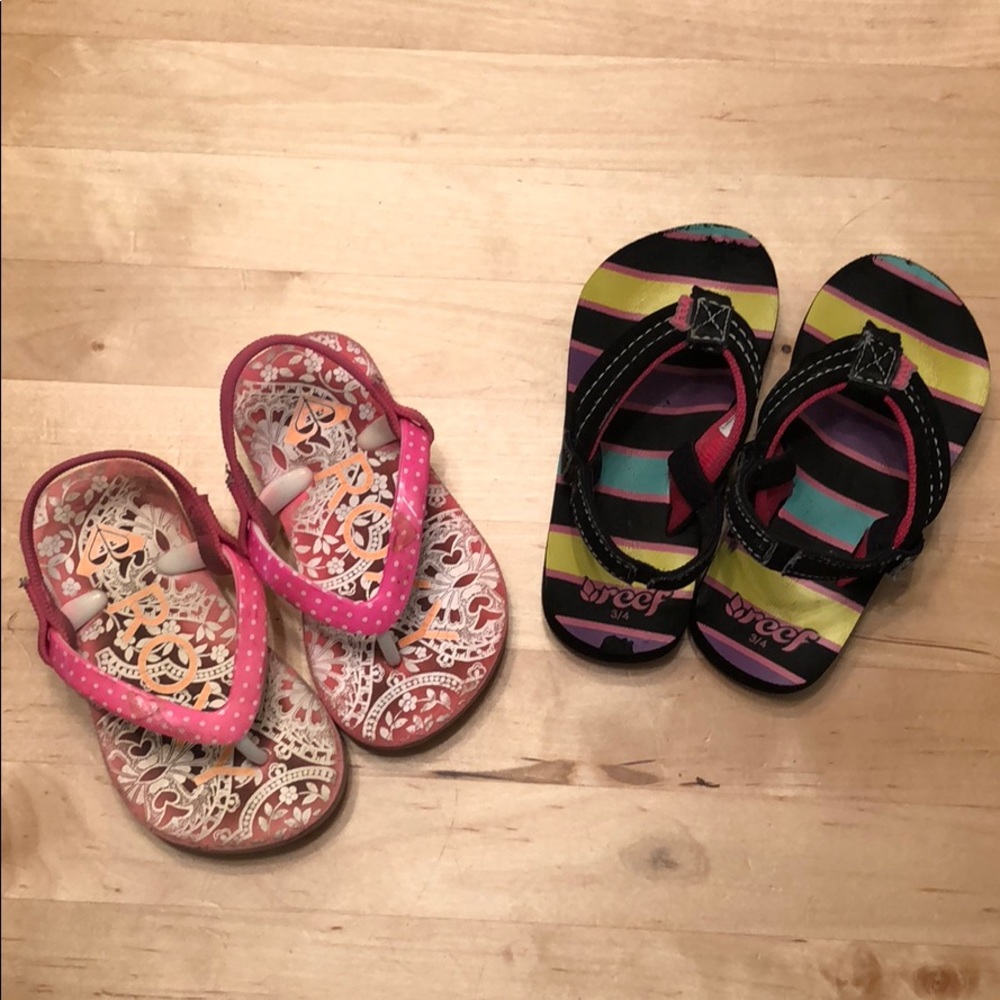 Play condition sandals: Reef and Roxy
